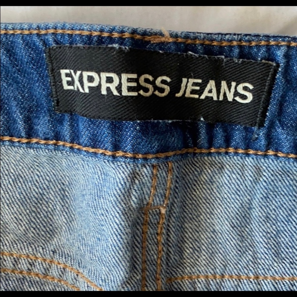 Express Denim Shorts - Picture 3 of 3
